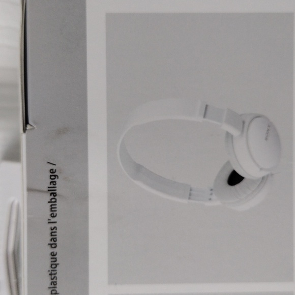 Sony Headphones - Picture 6 of 14